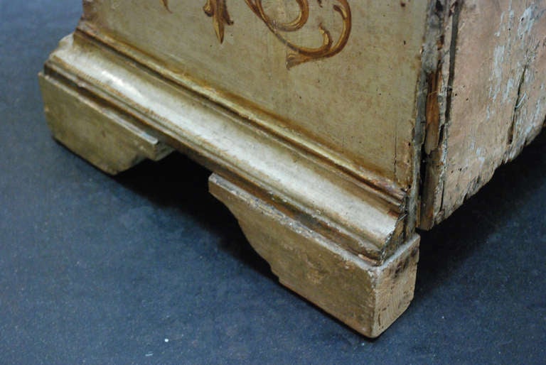 Early 19th Century Italian Painted Buffet with Key 1