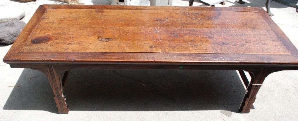 Chinese Kangshi-Leg Coffee Table, Late 17th Early 18th Century In Good Condition In Pasadena, CA
