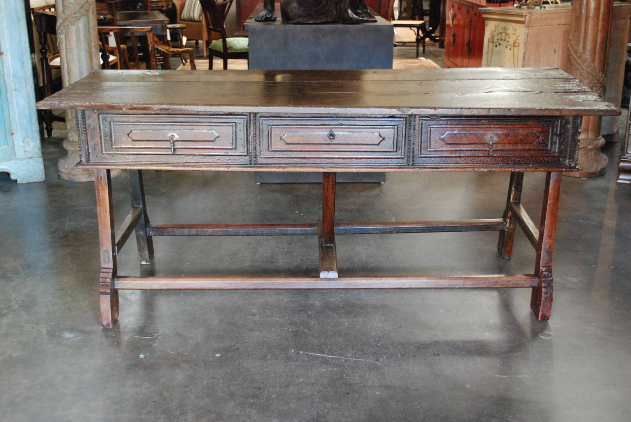 Spanish Colonial 18th Century Portuguese Chestnut Table