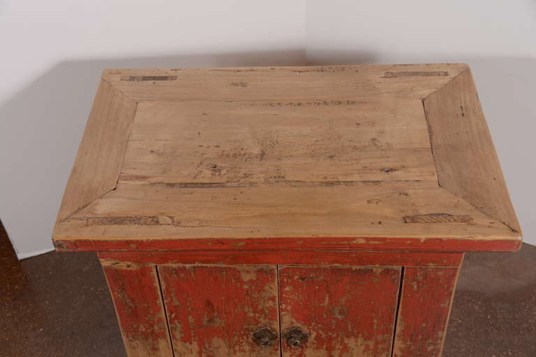 Antique Two-Door End Table Cabinet in Original Paint Patina In Good Condition In Dallas, TX
