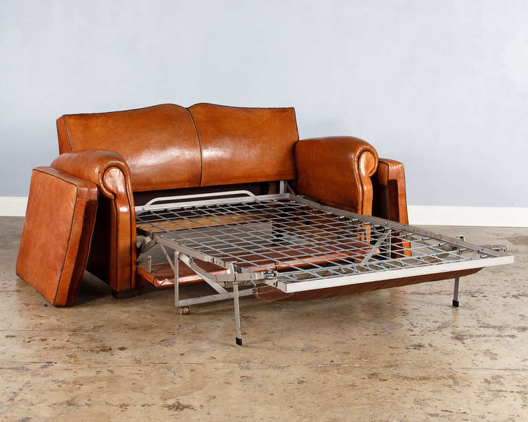 French Art Deco Leather Club Sofa, 1930s 2