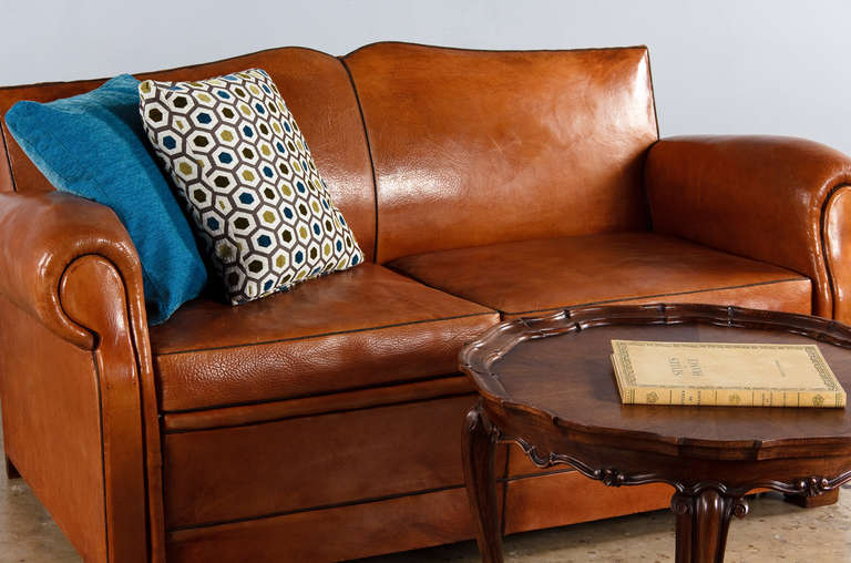 Französisches Art déco-Club-Sofa aus Leder, 1930er-Jahre (Mitte des 20. Jahrhunderts)