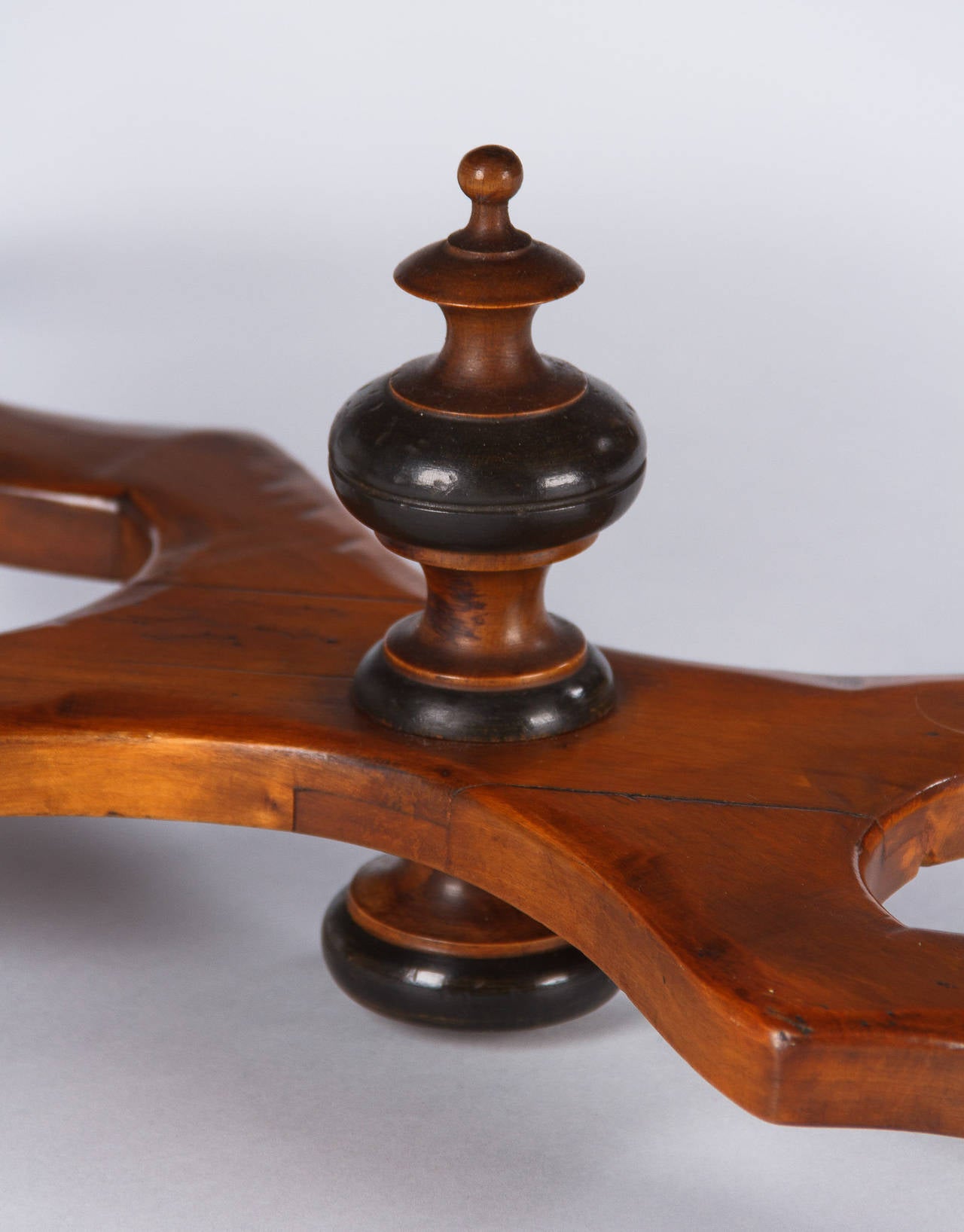 French Louis XIV Style Cherrywood Coffee Table, Early 1900s 4