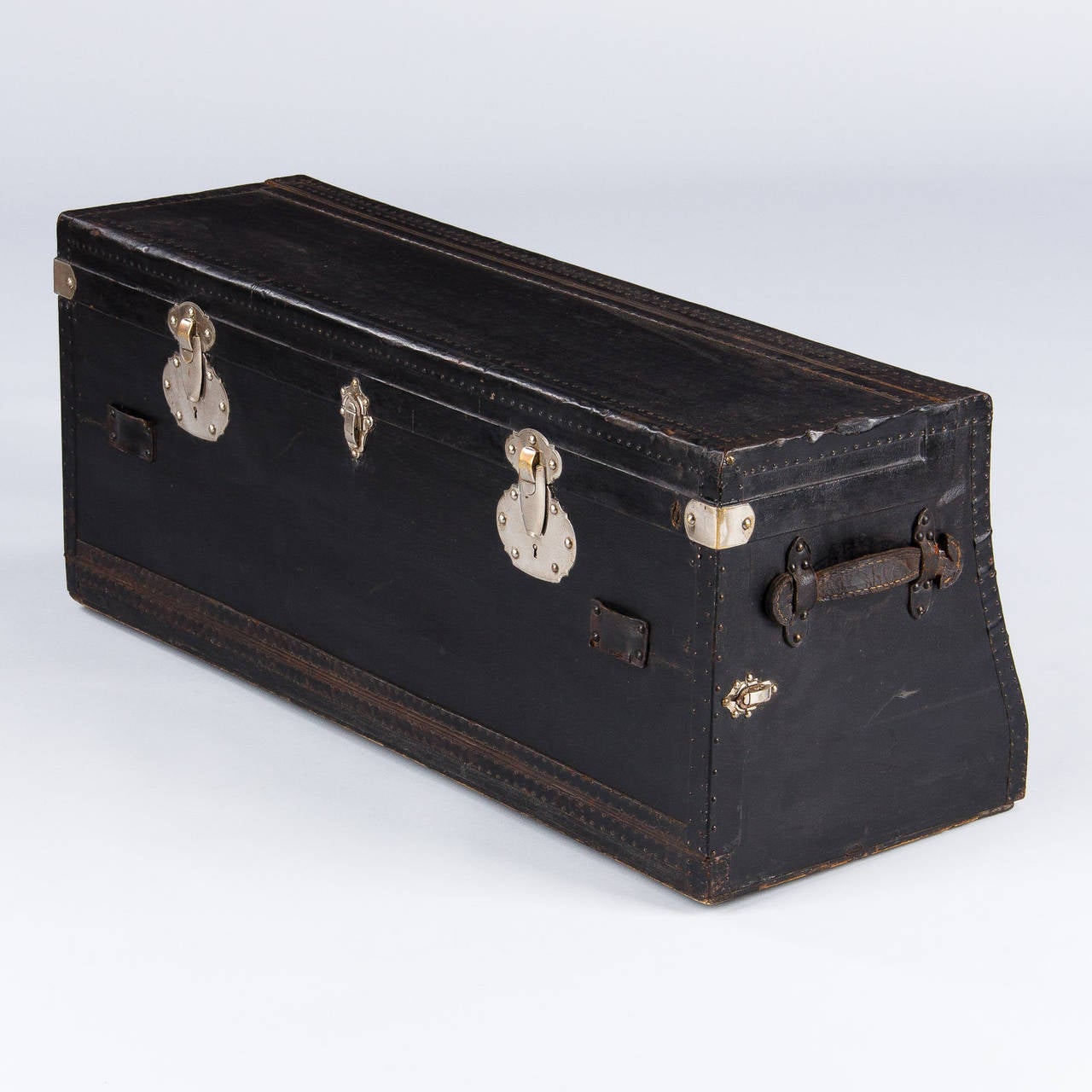 Antique French Automobile Leather Trunk, circa 1900s 3