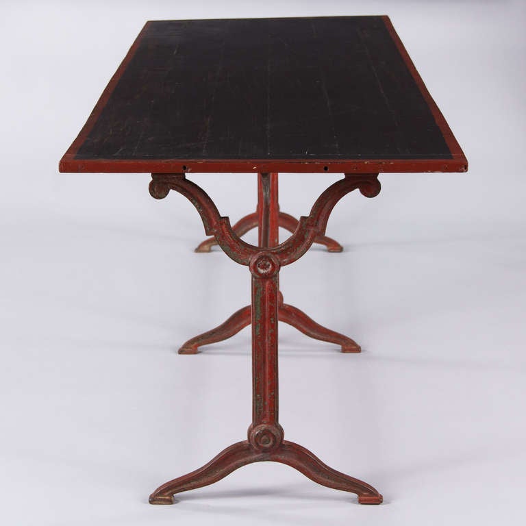 Painted French Red and Black Bistro Restaurant Table, 1920s