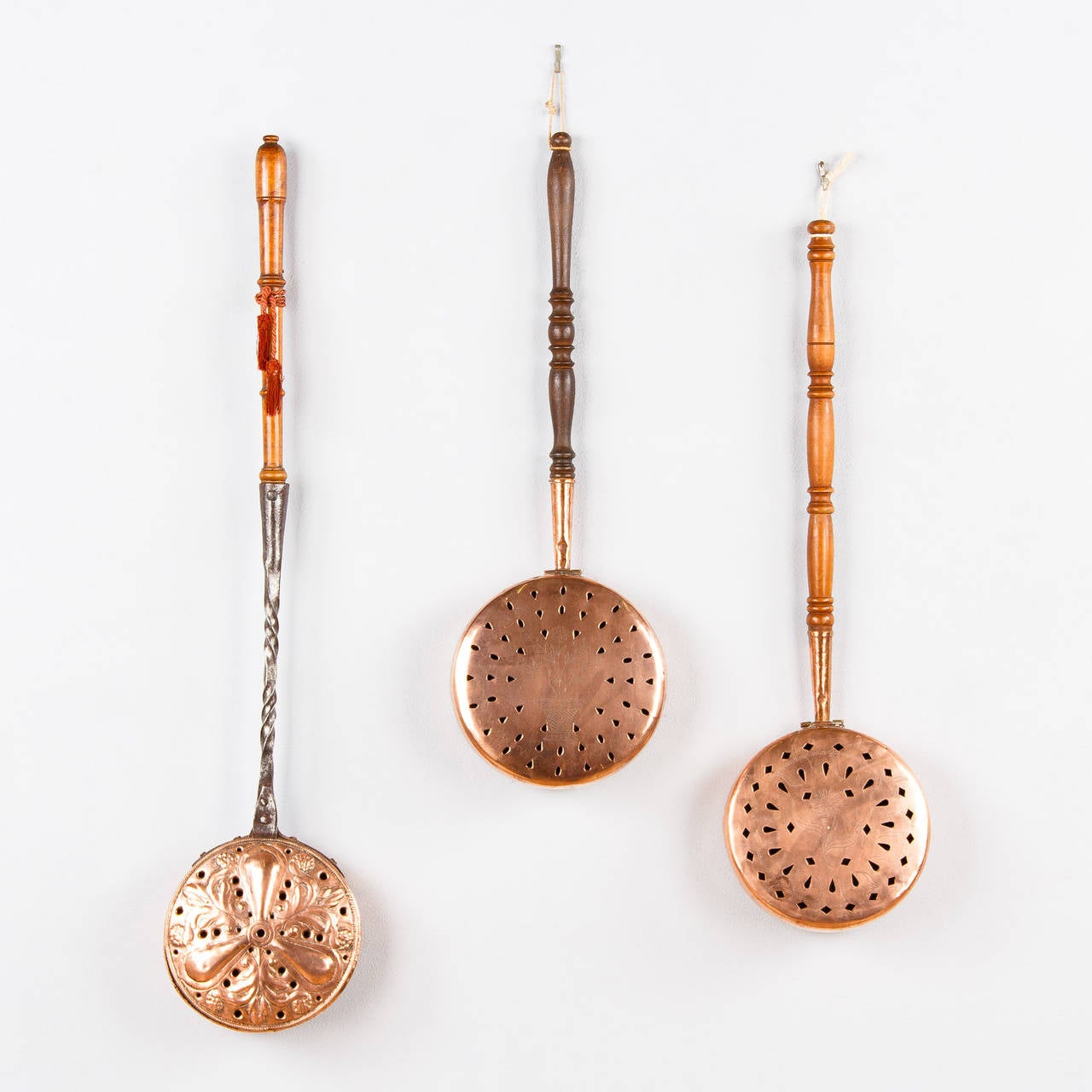 19th Century French Copper Bed Warmer For Sale at 1stdibs