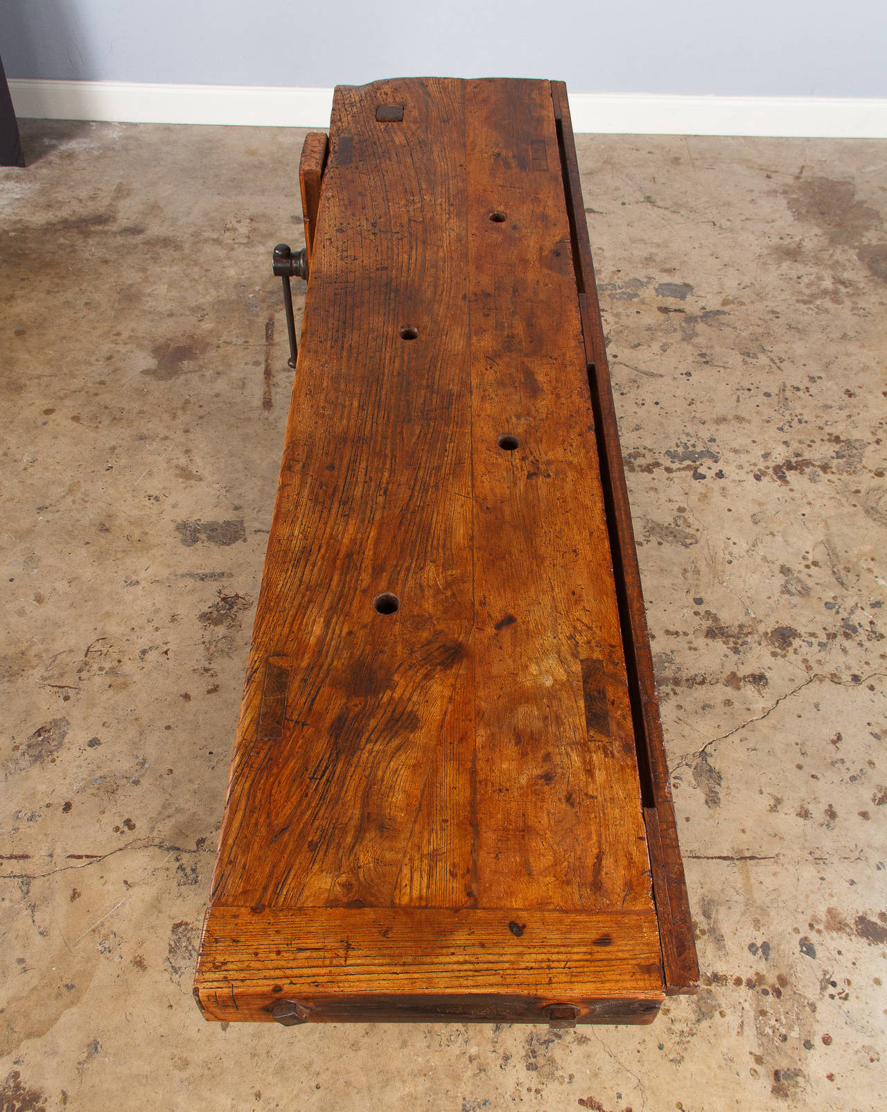 French Industrial Walnut Carpenter's Workbench, Late 1800s 1