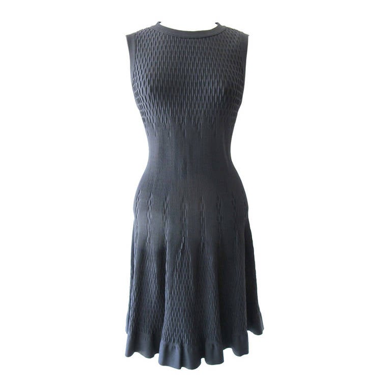 New Alaia Exquisite Sleeveless Black Dress For Sale