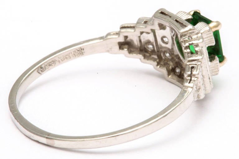 Art Deco Vintage Platinum Ring with Emerald Tsavorite and Diamonds 1