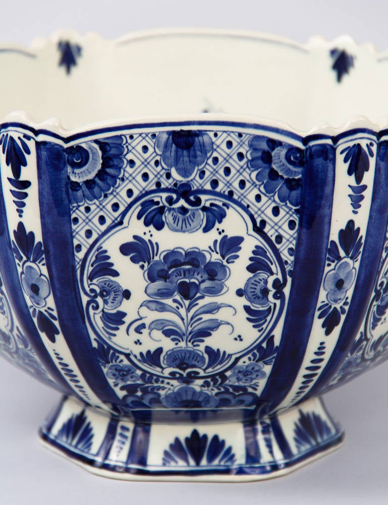 Mid-20th Century Delft Blue and White Ceramic Bowl, 1930s
