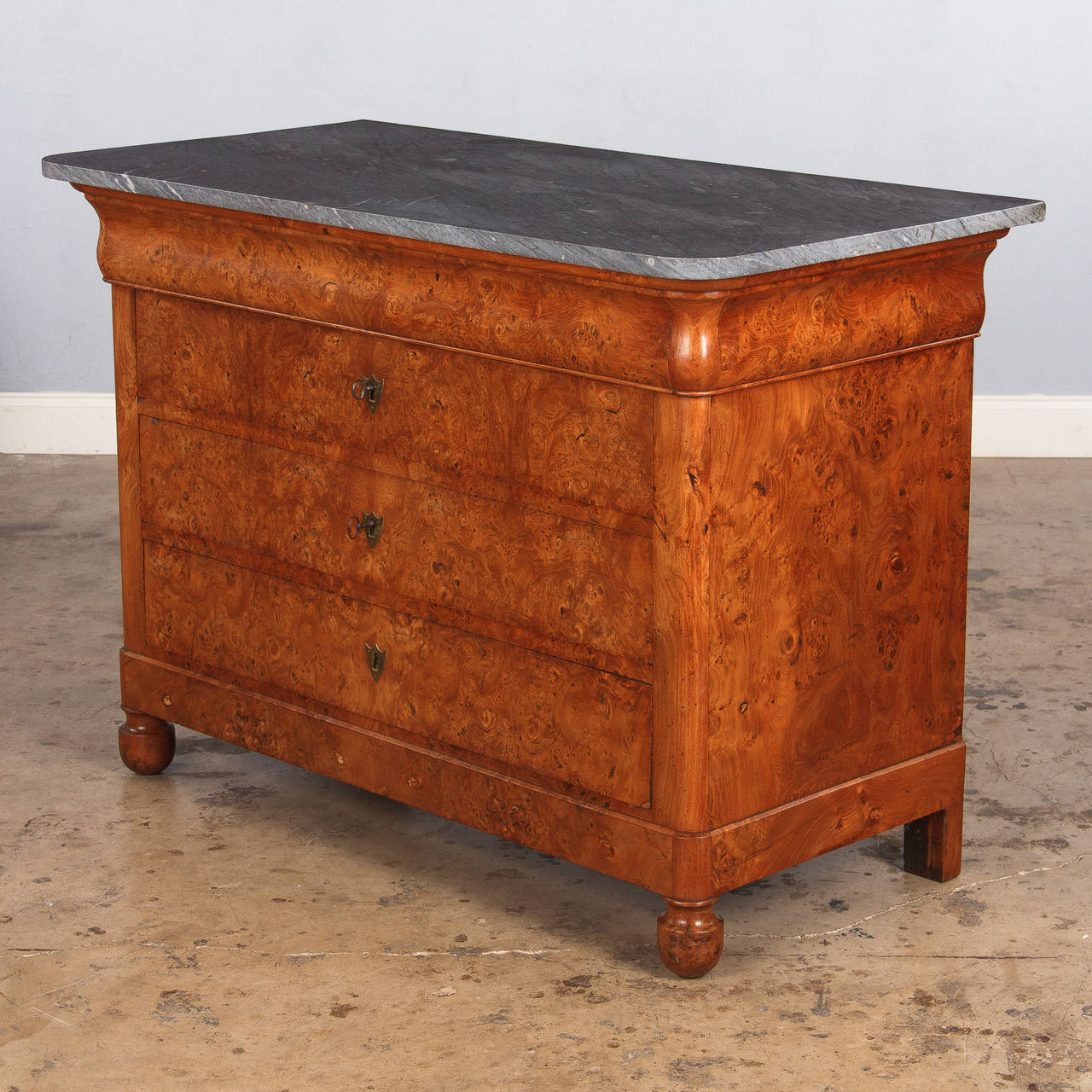 19th Century French Restauration Chest of Drawers with Marble Top, Early 1800s