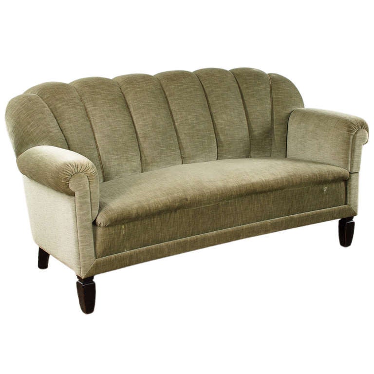 1940s Green Upholstered French Sofa Settee For At 1stdibs 1940s Green Upholstered French Sofa Settee For