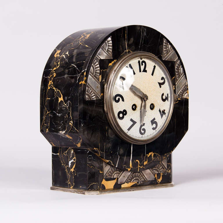 French Art Deco Mantle Clock In Excellent Condition In Austin, TX