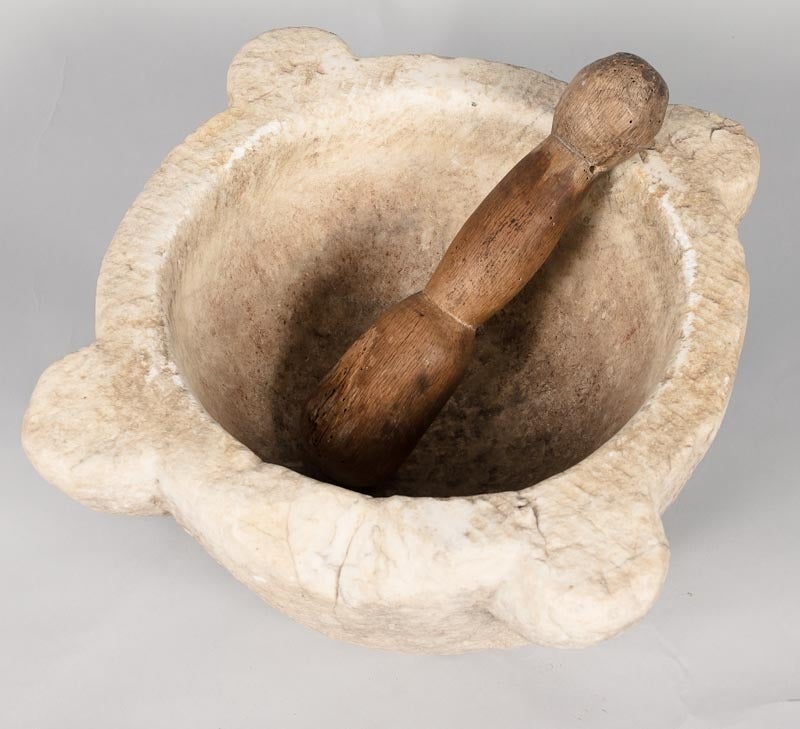 18th Century French Marble Mortar 1