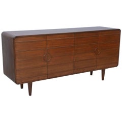 Italian Late Art Deco Walnut Four-Door Buffet, Style of Guglielmo Ulric