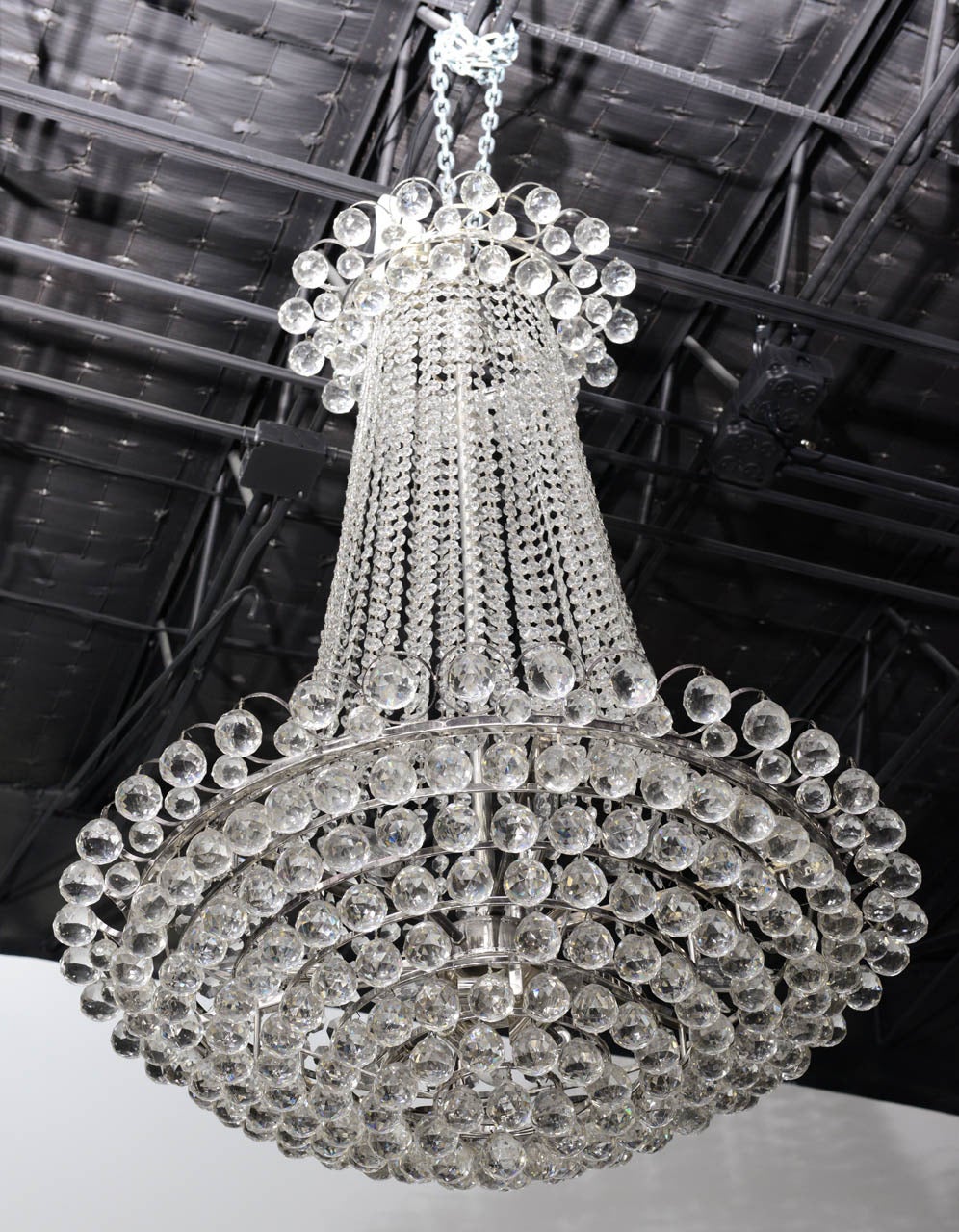 Imposing Pair of Crystal and Chrome Chandeliers In Excellent Condition For Sale In Hollywood, FL