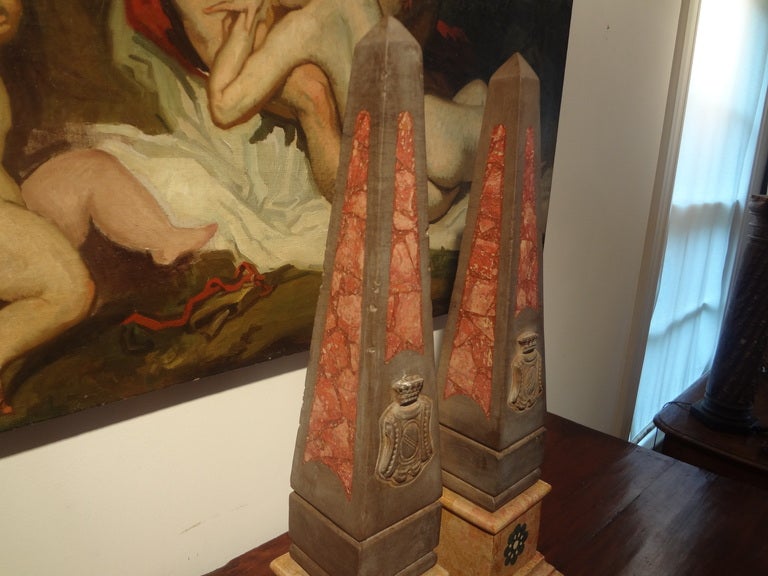 Pair of 19th Century Italian Neoclassical Style Marble Obelisks For Sale 2