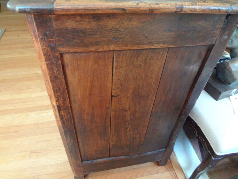 18th Century French Louis XIV Walnut Buffet 1