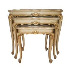TRIO OF FRENCH NESTING TABLES WITH MIRRORED TOPS
