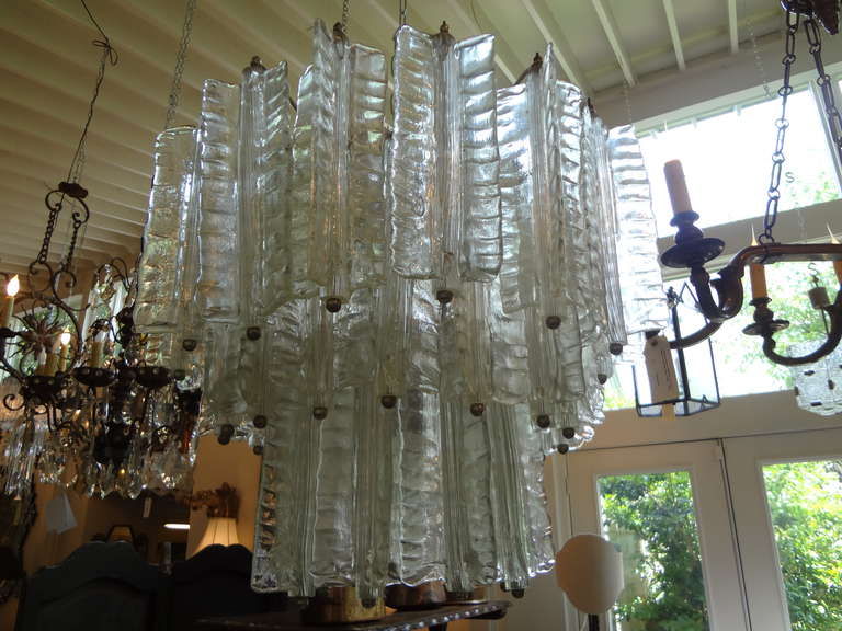 Mid Century Modern Italian Murano Glass Chandelier, Possibly Venini In Excellent Condition In Houston, TX