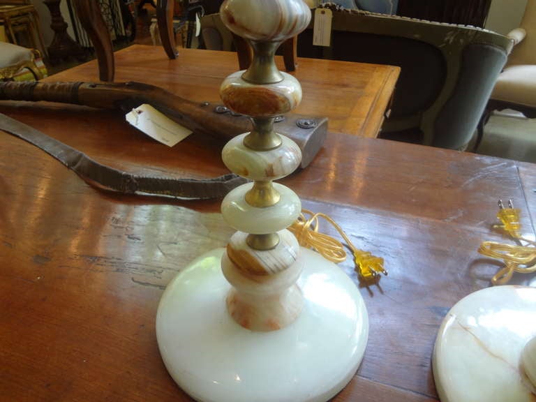 Brass Tall Pair of Italian Hollywood Regency Onyx Table Lamps