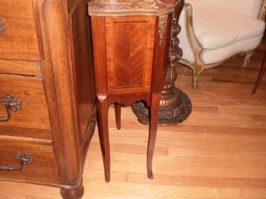 louis xvi nightstand