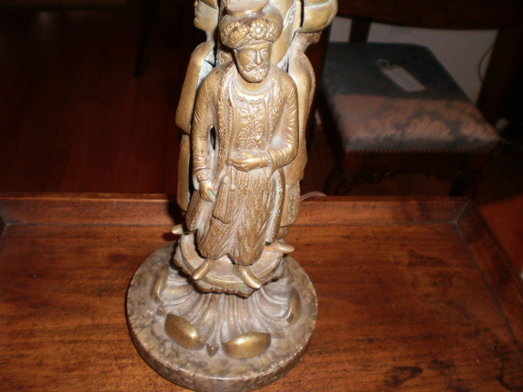 Orientalische Lampe aus Bronze im Maison Jansen-Stil (Chinoiserie) im Angebot