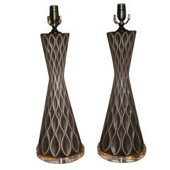 Stylish Pair Of Italian Lamps On Acrylic Bases