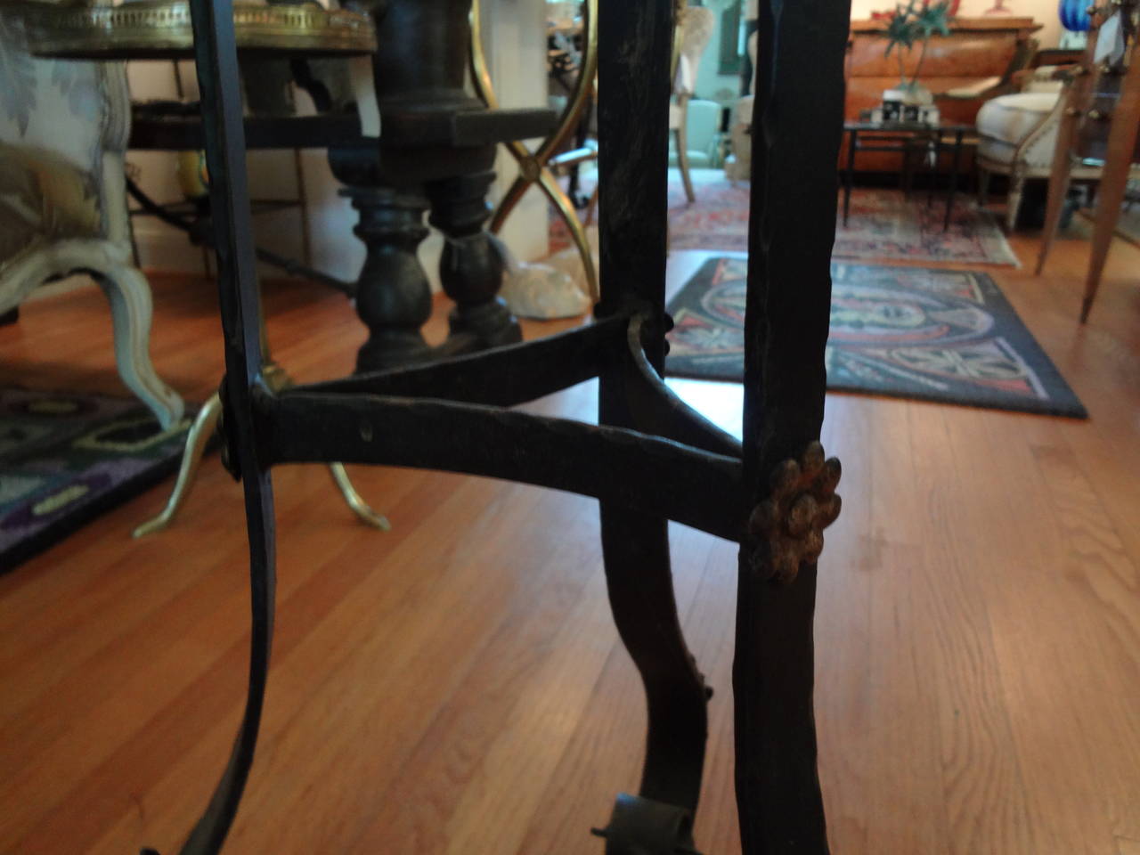 Early 20th Century Italian Wrought Iron Stand