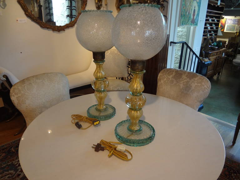 Coppia di lampade in vetro di Murano attribuite a Seguso in vendita 1