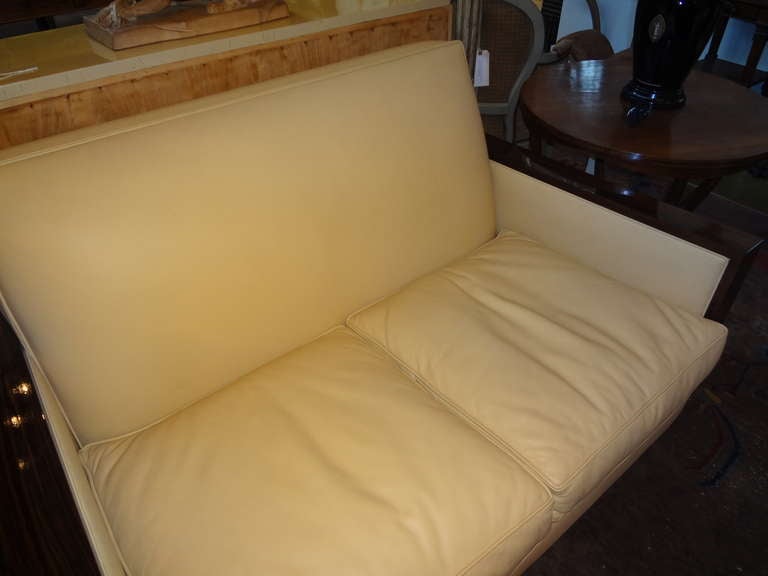 French Art Deco Loveseat Upholstered in Leather, Jules Leleu Attributed  For Sale 1