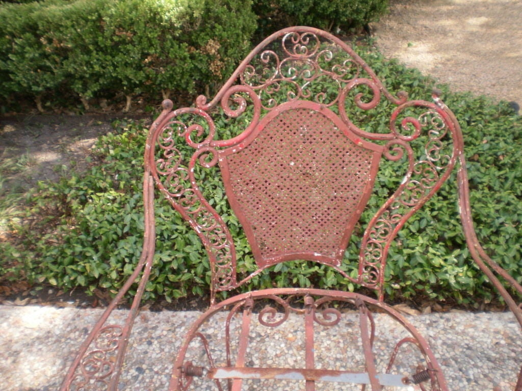 CHARMING PAIR OF PAINTED FRENCH WROUGHT IRON GARDEN CHAIRS