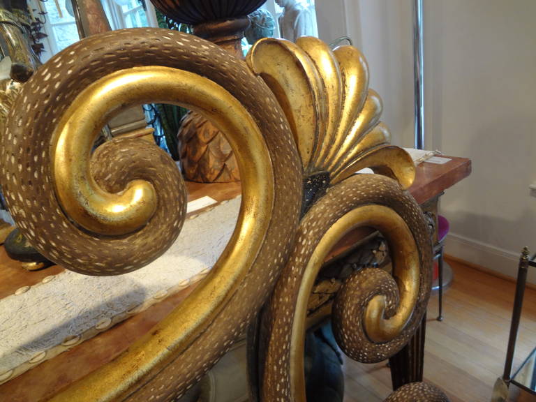 Stunning Italian Carved gilt wood Mirror 2