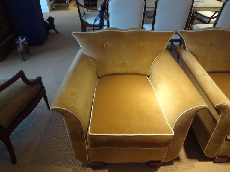 Pair of French Art Deco Jules Leleu Style Upholstered Club Chairs In Good Condition In Houston, TX
