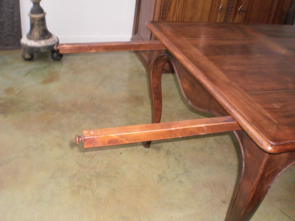 19th Century French Louis XV Style Walnut Dining Table 2