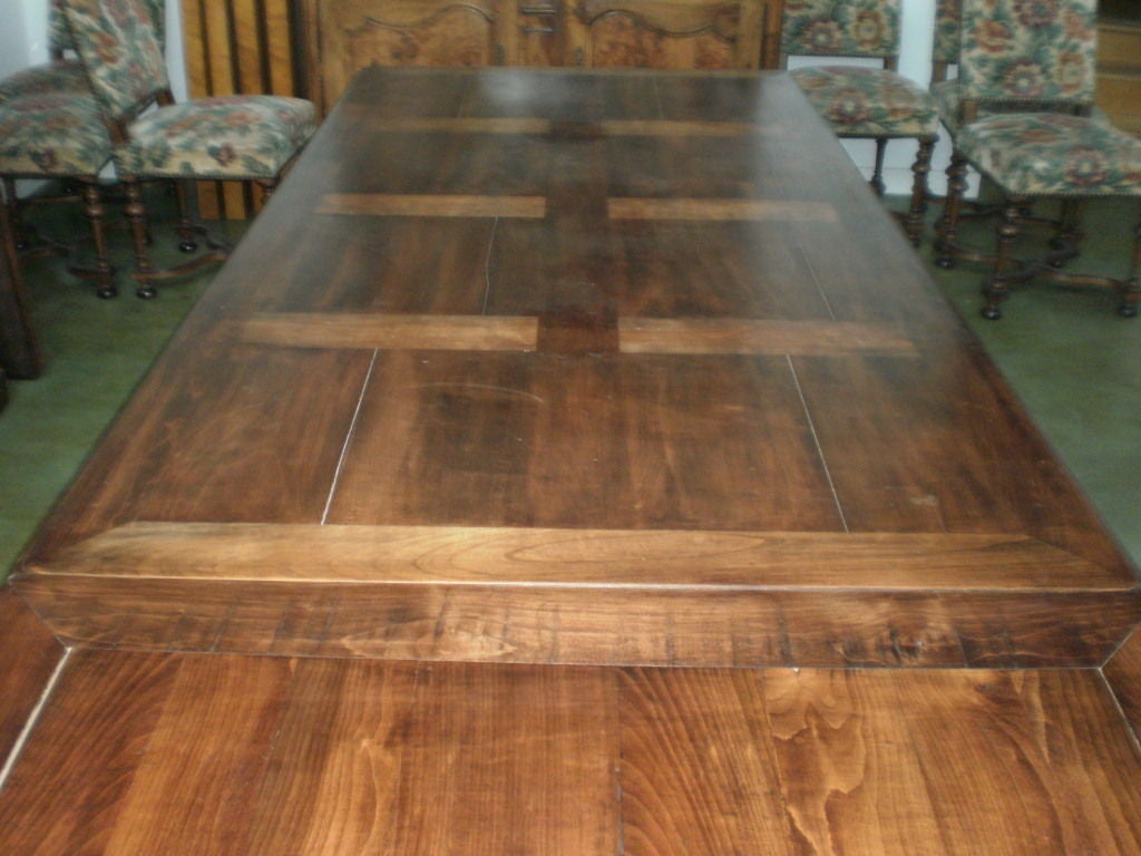 19th Century French Louis XV Style Walnut Dining Table 4