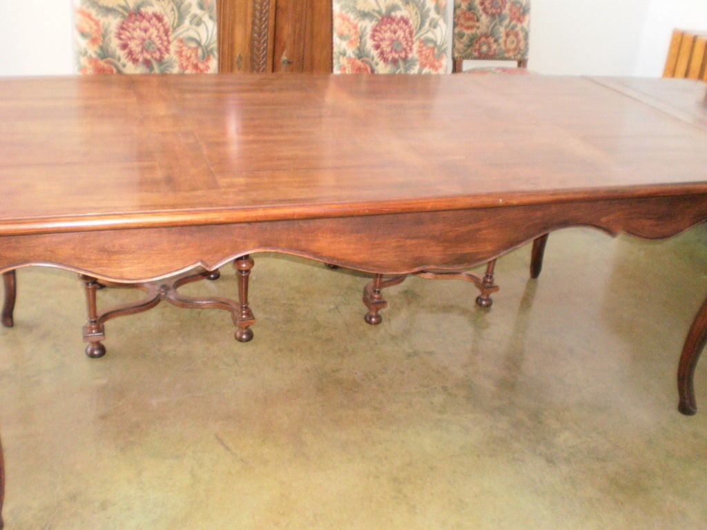 19th Century French Louis XV Style Walnut Dining Table 6