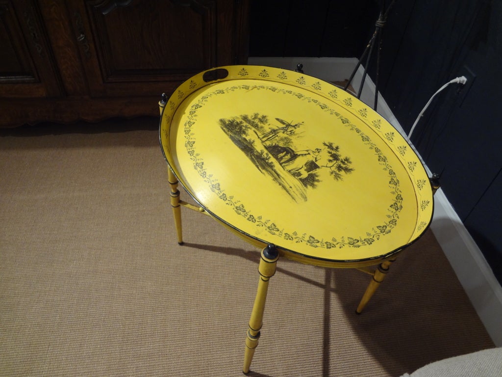 Tôle Italian Neoclassical Style Tole Tray Table 