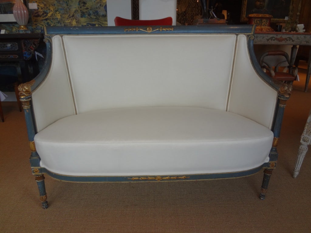 FRENCH EMPIRE PAINTED AND PARCEL GILT CANAPE