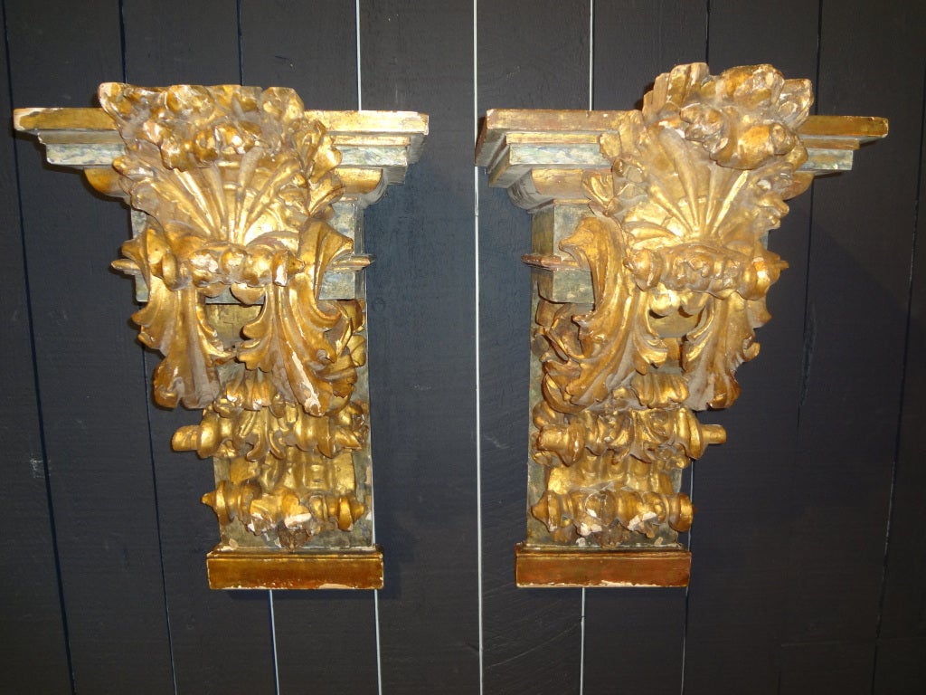 AMAZING PAIR OF ITALIAN GILT WOOD CORBELS
