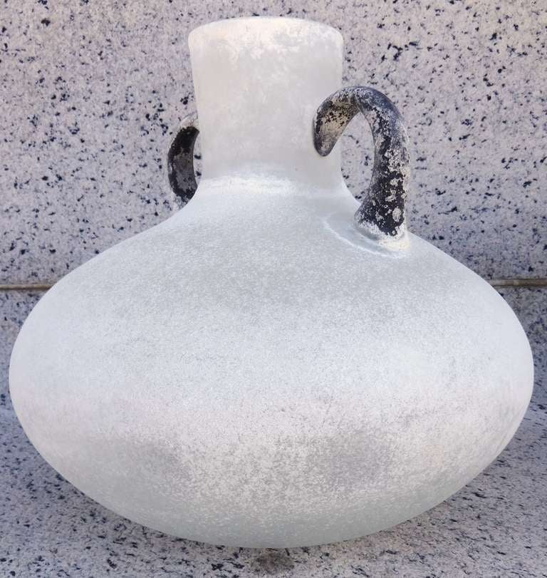 Late 20th Century Monumental 1970s Seguso Murano Glass Urn