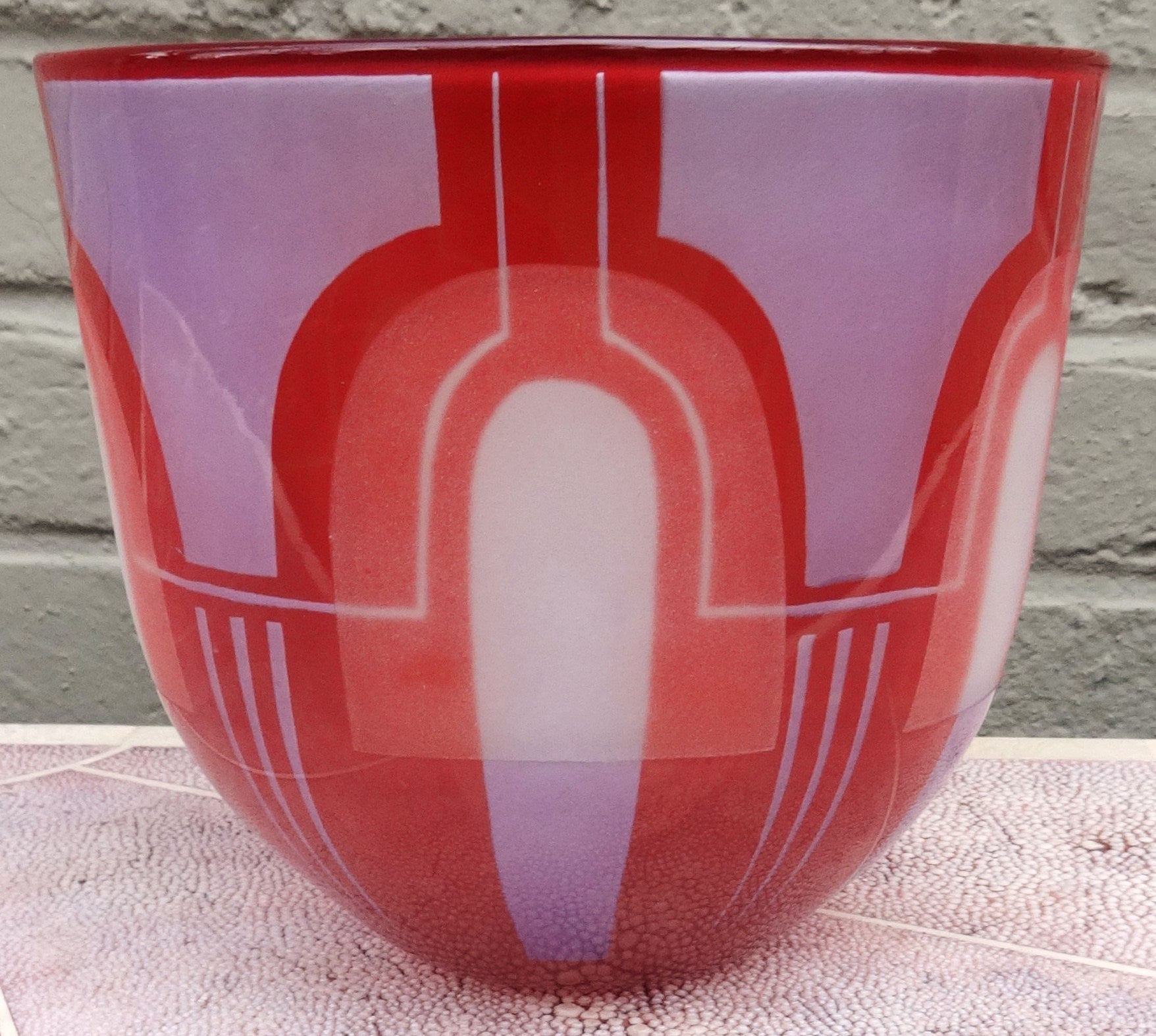 Tom Hart Art Glass Bowl, 1982