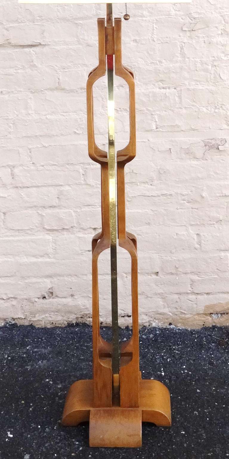 American Modern 1950s Sculpted Walnut Floor Lamp For Sale