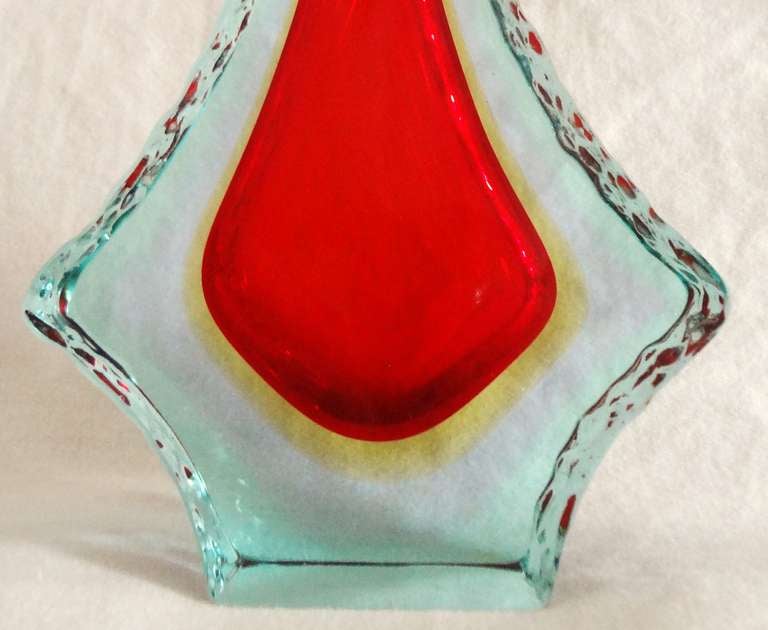Tall 1960s Mandruzzato Italian Murano Art Glass Vase For Sale 1