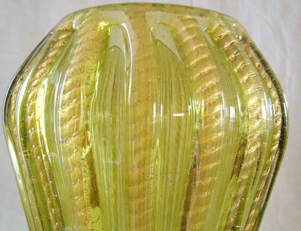 Mid-20th Century Large Green Barovier Murano Glass Cordonato D'oro Vase