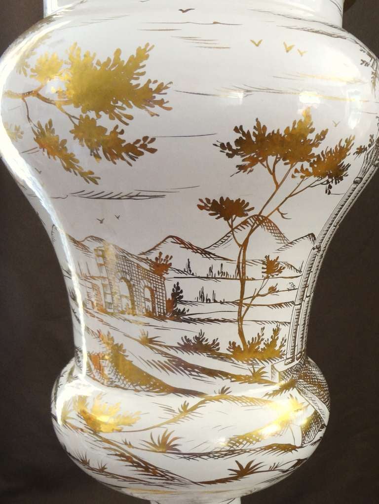 Monumental 1950's Italian Zaccagnini Art Pottery Table Lamp For Sale 1