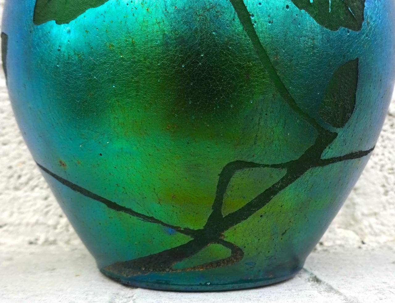 French Deco Iridescent Acid-Etched Art Glass Vase, 1920s For Sale 2