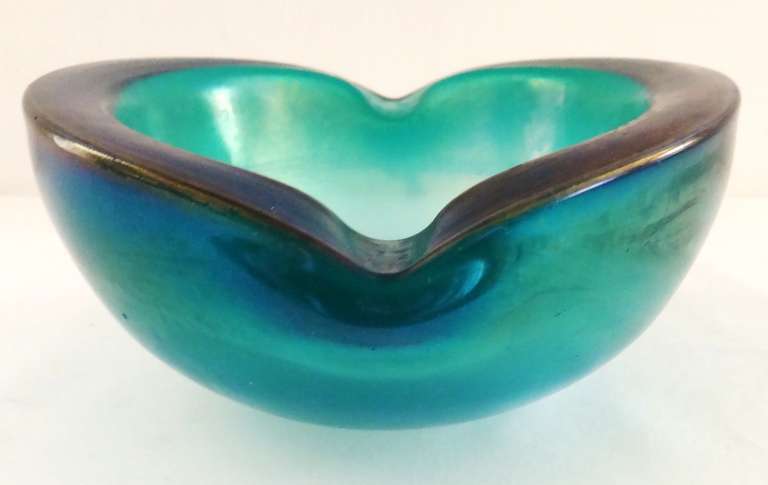 Italian 1950s Venini Iridescent Murano Art Glass Bowl For Sale