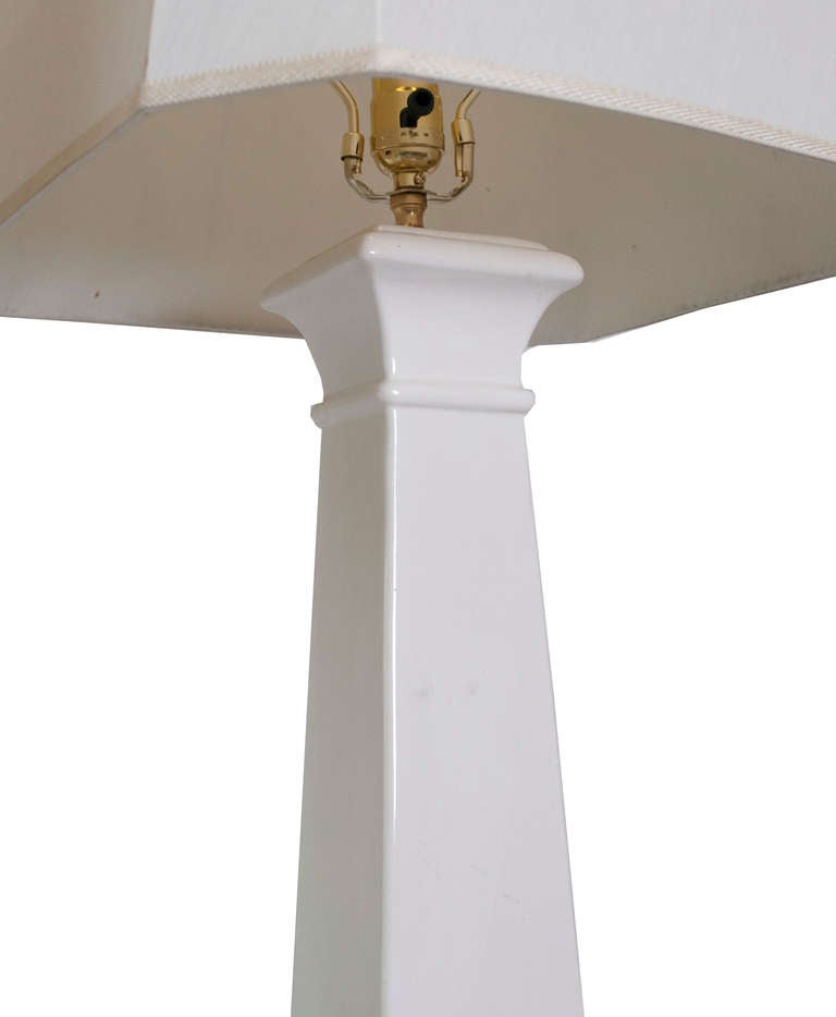 Neoclassical Pair Of White Ceramic Taper Column Table Lamps For Sale