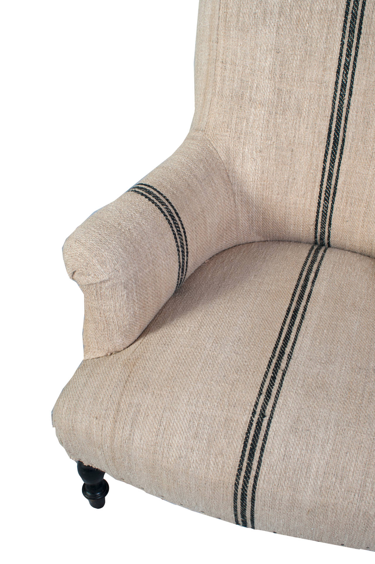 Une paire de fauteuils Napoléon III à bande bleue en chanvre ancien.